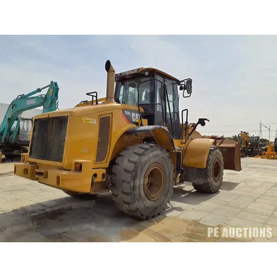 New Cat D9 GC Dozer Delivers Reliable Performance