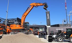 التكنولوجيا والاتصالات - الطريق إلى الأمام