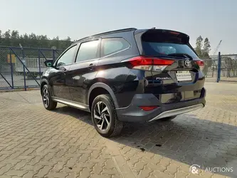 2019-toyota-range-rover-vogue-se-373599-17822638