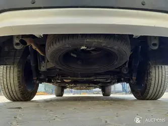 2019-toyota-range-rover-vogue-se-373599-17822652