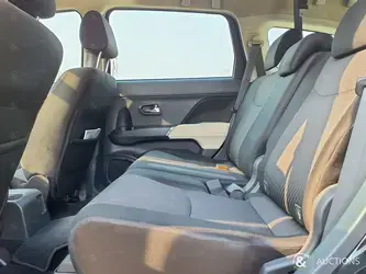 2019-toyota-range-rover-vogue-se-373599-17822660