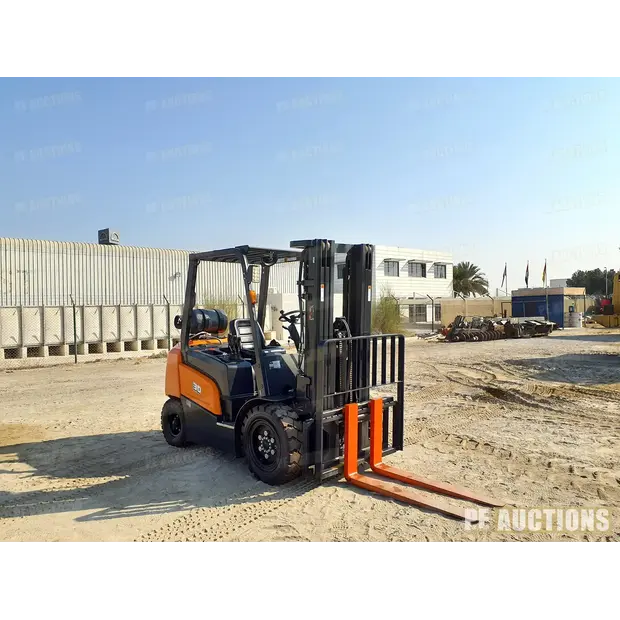 cat-373661-cover_default