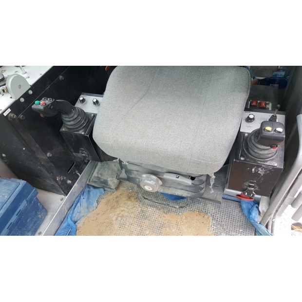 2014 SOOSAN STD11-17949952